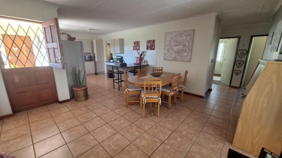 3 Bedroom Property for Sale in Stilbaai Wes Western Cape
